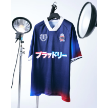 Feeberse|BRADLEY BARCOL SHIRT80,00 €66,12 €Club LegacyzEDICIONES LIMITADAS