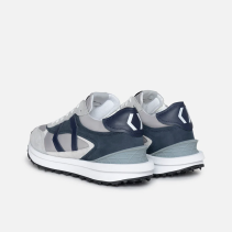 Feeberse|018 INDUSTRIAL145,00 €119,83 €MIKAKUSCalzado