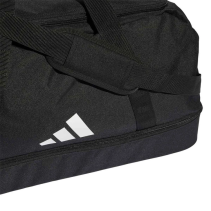 Feeberse|BOLSA ADIDAS TIRO DUFFEL BOTTOM 51.5L49,99 €33,05 €Futbol EmotionBolsas de deporte