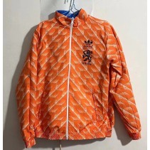 Feeberse|CHAQUETA REVERSIBLE HOLANDA 198899,95 €49,55 €Futbol VintagesRETRO