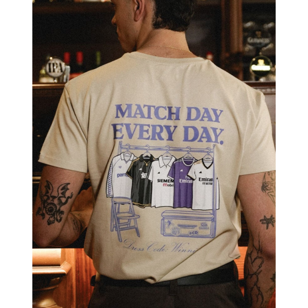 Feeberse|Camiseta fútbol retro Matchday Chamartín29,95 €21,04 €GambeaCASUAL