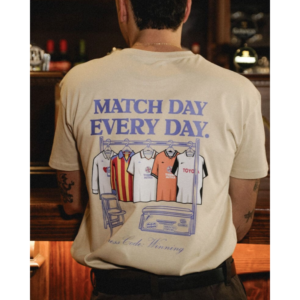 Feeberse|Camiseta fútbol retro Matchday Che29,95 €21,04 €GambeaCASUAL