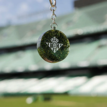 Llavero Real Betis Balompié con césped TIENDA REAL BETIS - Feeberse