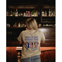 Feeberse|Camiseta fútbol retro Matchday Rojiblanca29,95 €21,04 €GambeaCASUAL