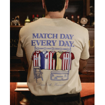 Feeberse|Camiseta fútbol retro Matchday Rojiblanca29,95 €21,04 €GambeaCASUAL