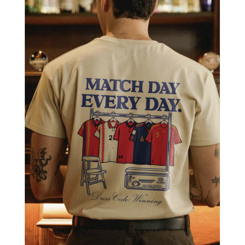 Feeberse|Camiseta fútbol retro Matchday Selección29,95 €21,04 €GambeaCASUAL