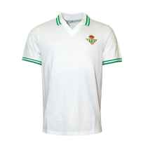 Feeberse|Polo fútbol retro blanco Real Betis59,95 €49,55 €TIENDA REAL BETISRopa oficial clubes